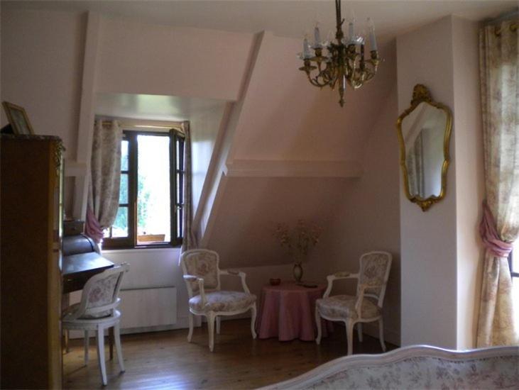 Вилла Aux Marguerites Sainte-Genevieve-les-Gasny Номер фото